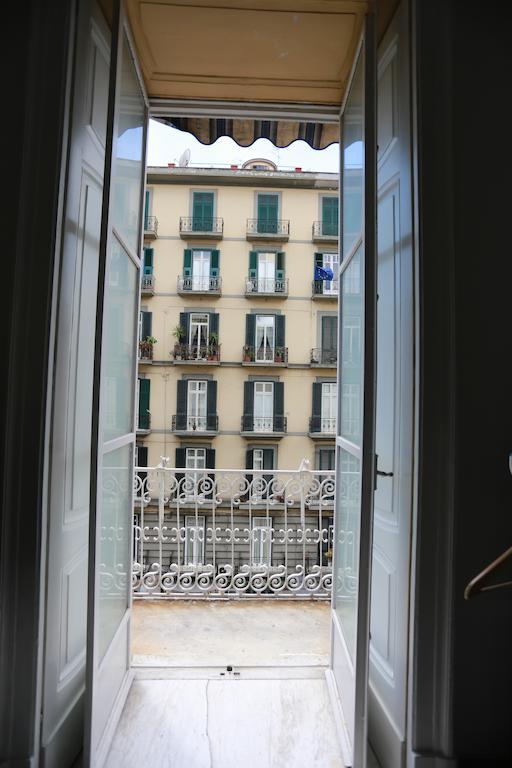 Youthhome B&B Napoli Cameră foto